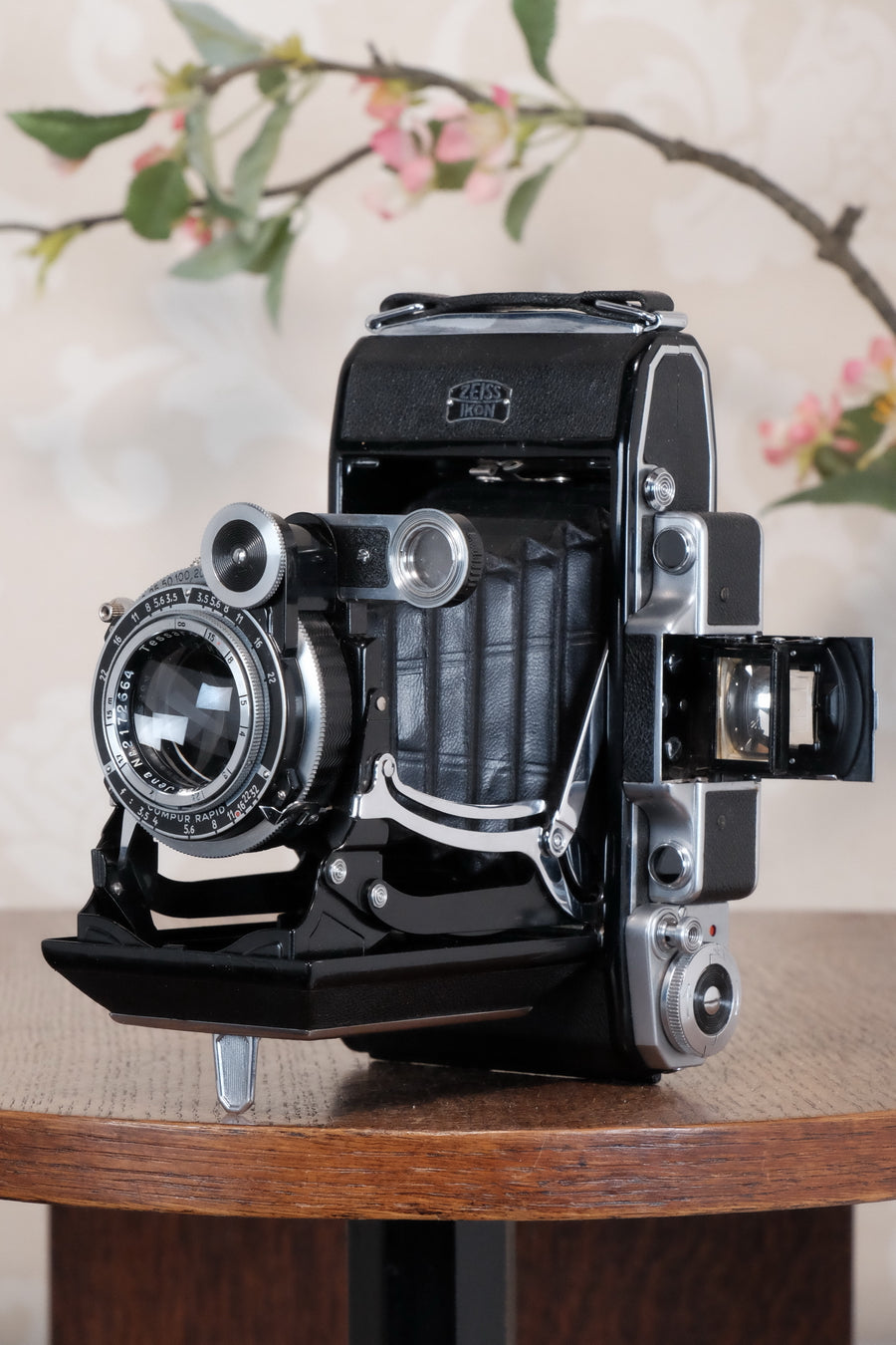 SUPERB! 1938 Zeiss Ikon Super Ikonta C 6x9, Tessar lens, CLA'd, Freshly Serviced!