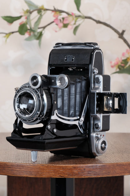 SUPERB! 1938 Zeiss Ikon Super Ikonta C 6x9, Tessar lens, CLA'd, Freshly Serviced!