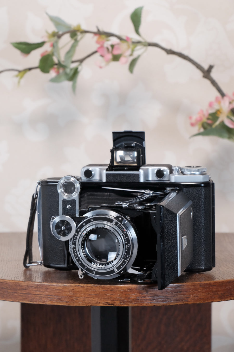 SUPERB! 1938 Zeiss Ikon Super Ikonta C 6x9, Tessar lens, CLA'd, Freshly Serviced!