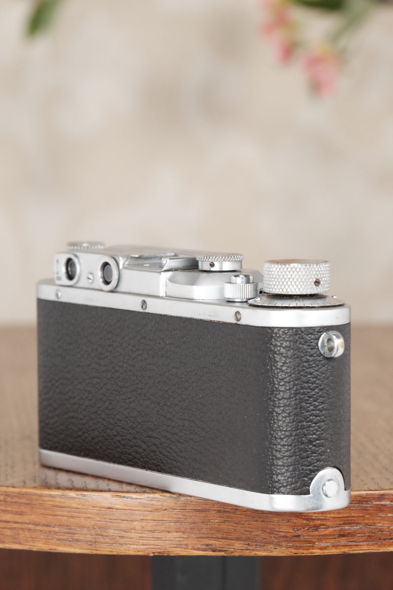 1938 Leitz Leica III with Summitar lens, CLA’d, Freshly Serviced! - Leitz- Petrakla Classic Cameras