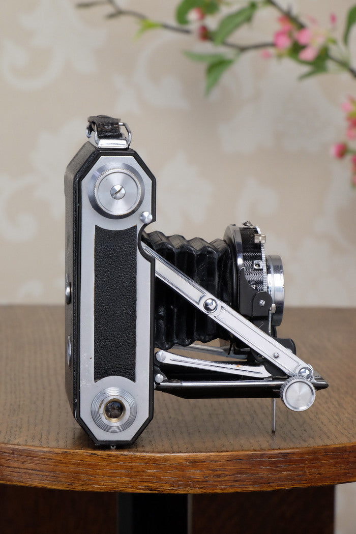 1938 WELTA WELTUR, CLA’d 6x6 Medium format, Coupled Rangefinder Camera, FRESHLY SERVICED! - Welta- Petrakla Classic Cameras