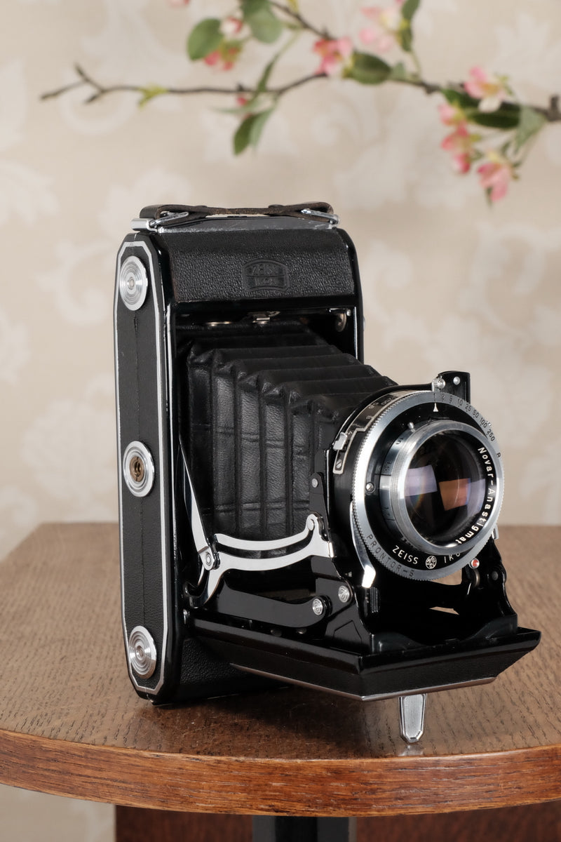 Superb! circa 1950 Zeiss Ikon Ikonta, 6x9, CLA'd, Freshly Serviced! - Zeiss-Ikon- Petrakla Classic Cameras
