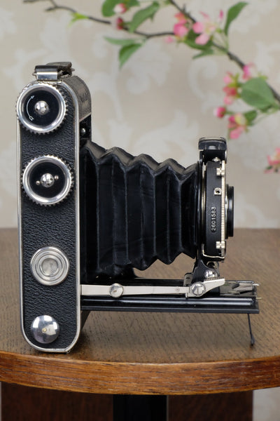 1933 Voigtlander Inos II 6x9 Folder, CLA’d, FRESHLY SERVICED! - Voigtlander- Petrakla Classic Cameras