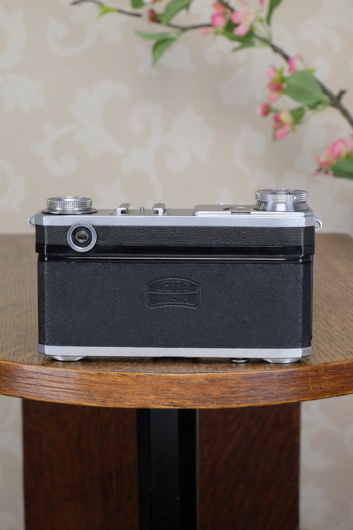 Excellent! 1939 Zeiss Ikon Contax II, Freshly Serviced! - Zeiss-Ikon- Petrakla Classic Cameras