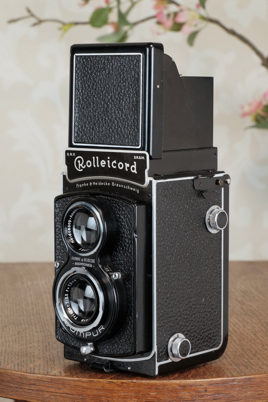 Superb 1937 Rolleicord with Original case, CLA'd, Freshly Serviced!