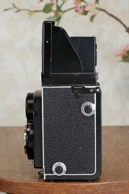 Superb 1937 Rolleicord with Original case, CLA'd, Freshly Serviced!