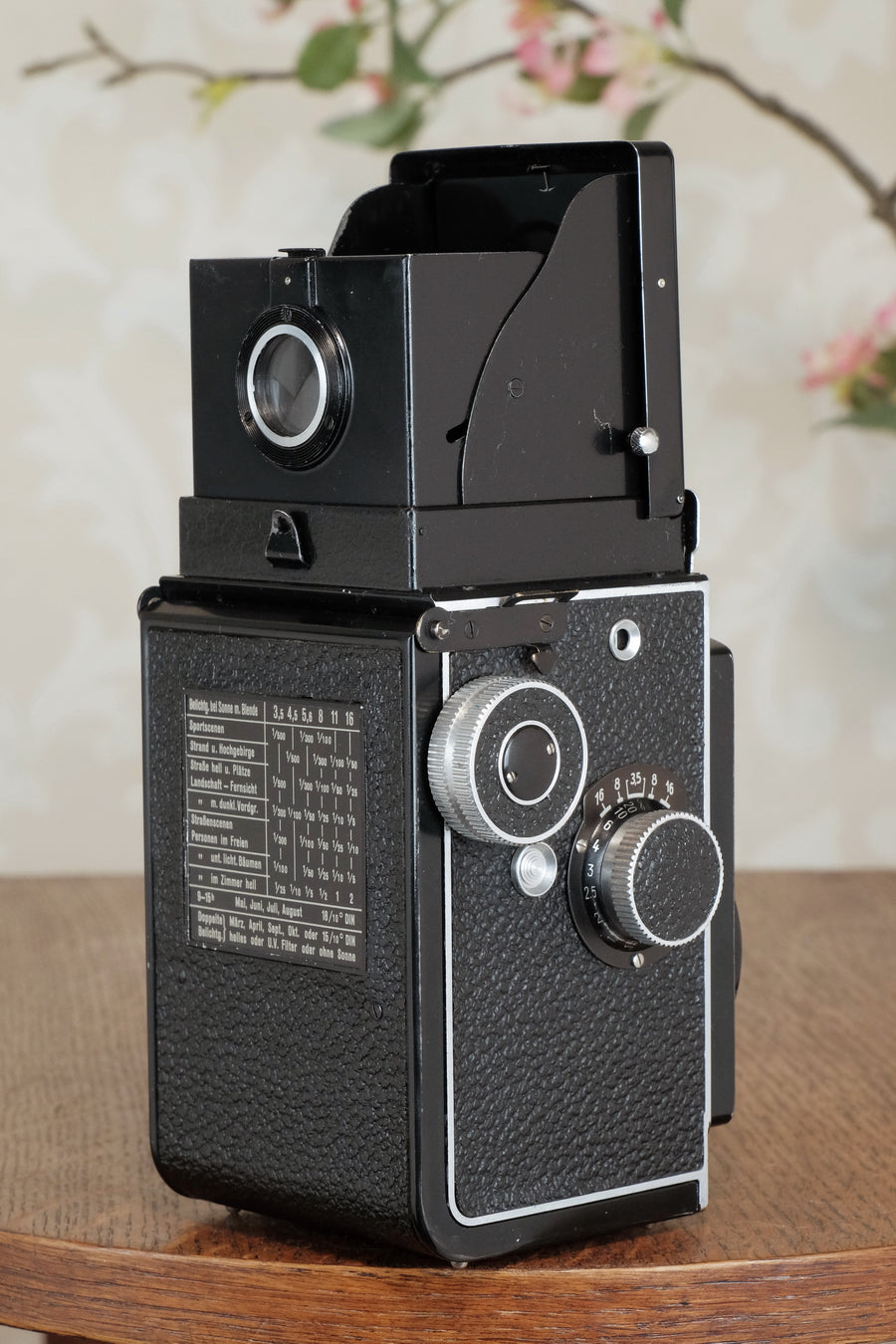 Superb 1937 Rolleicord with Original case, CLA'd, Freshly Serviced!