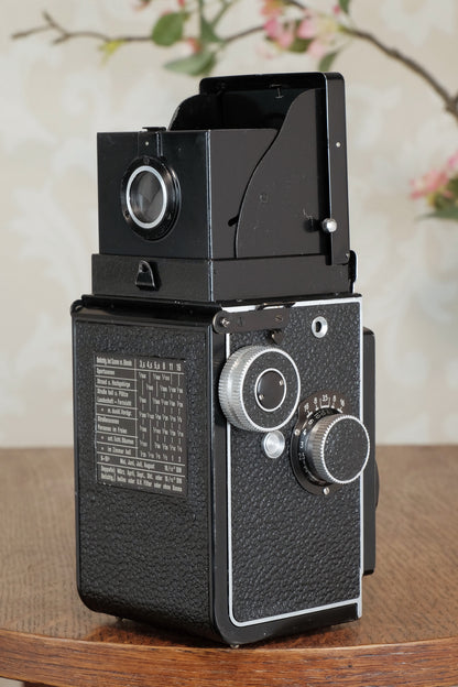 Superb 1937 Rolleicord with Original case, CLA'd, Freshly Serviced!