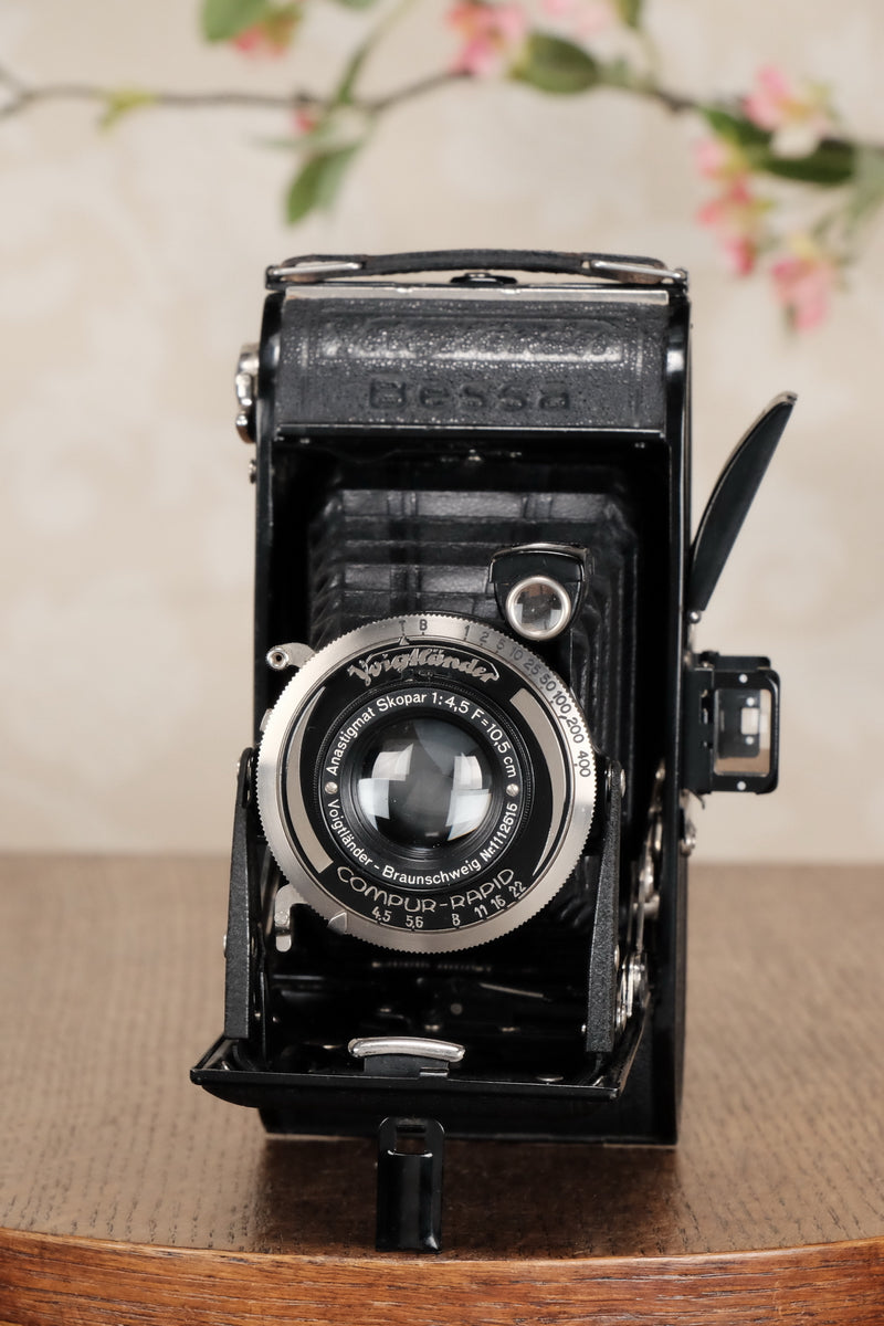 Circa 1939 Voigtlander 6x9 Bessa, Skopar lens & Compur shutter, CLA’d, Freshly Serviced! - Voigtlander- Petrakla Classic Cameras