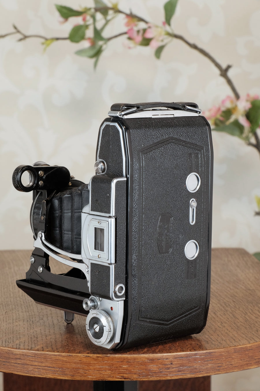 Excellent! 1936 Zeiss Ikon Super Ikonta 6x9, Tessar lens, CLA'd, Freshly Serviced!