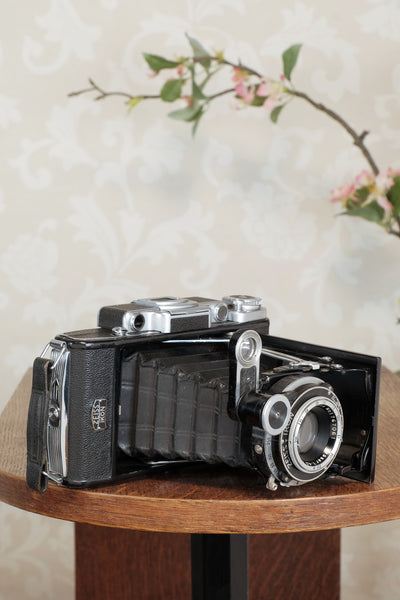 Excellent! 1936 Zeiss Ikon Super Ikonta 6x9, Tessar lens, CLA'd, Freshly Serviced!