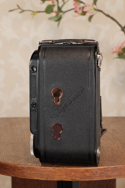 1936 Voigtlander Bessa Rangefinder with HELIAR LENS! 6x9, Freshly Serviced, CLA'd.