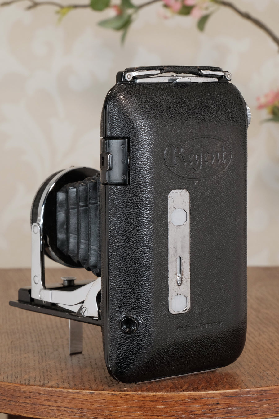 SUPERB! 1936 Kodak REGENT 6x9 Coupled Rangefinder Camera with case, CLA'd, Freshly serviced!