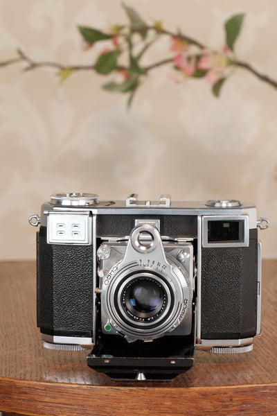 Near Mint! 1952 Zeiss Ikon Contessa 533/24 with case, CLA'd, Freshly serviced!