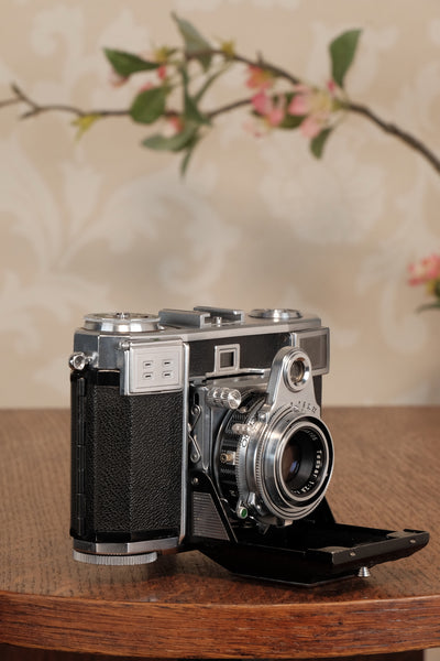 Near Mint! 1952 Zeiss Ikon Contessa 533/24 with case, CLA'd, Freshly serviced!