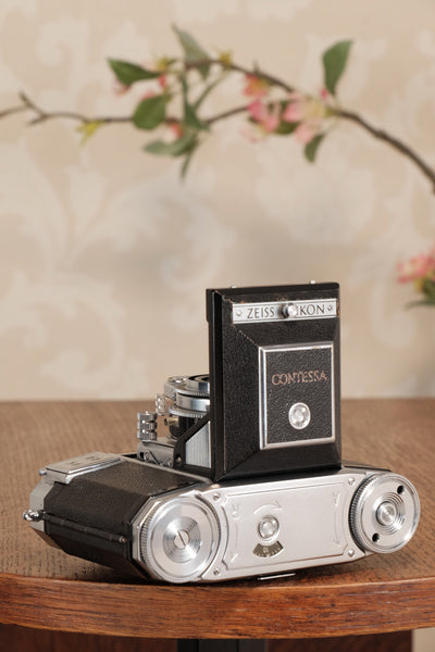 Near Mint! 1952 Zeiss Ikon Contessa 533/24 with case, CLA'd, Freshly serviced!