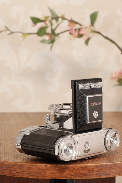 Near Mint! 1952 Zeiss Ikon Contessa 533/24 with case, CLA'd, Freshly serviced!