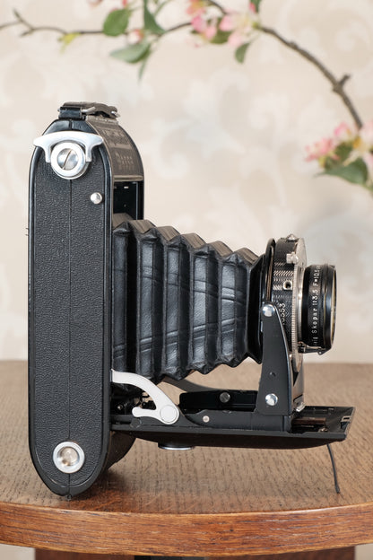Superb! 1936 Voigtlander 6x9 Bessa Rangefinder with Skopar lens, Freshly Serviced, CLA'd.