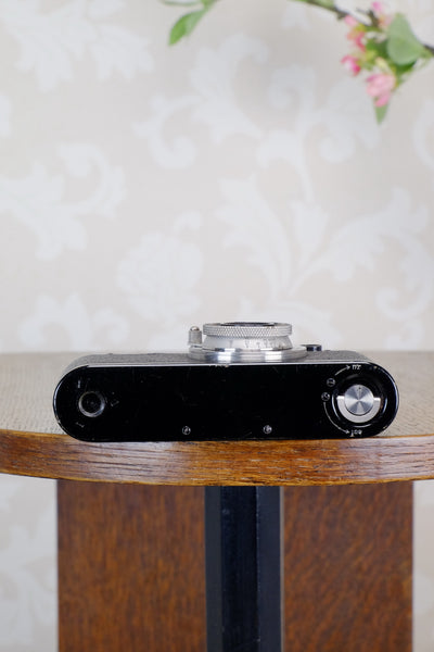 SUPERB! 1932 BLACK LEITZ LEICA II with Nickel Elmar lens. CLA’d, FRESHLY SERVICED! - Leitz- Petrakla Classic Cameras