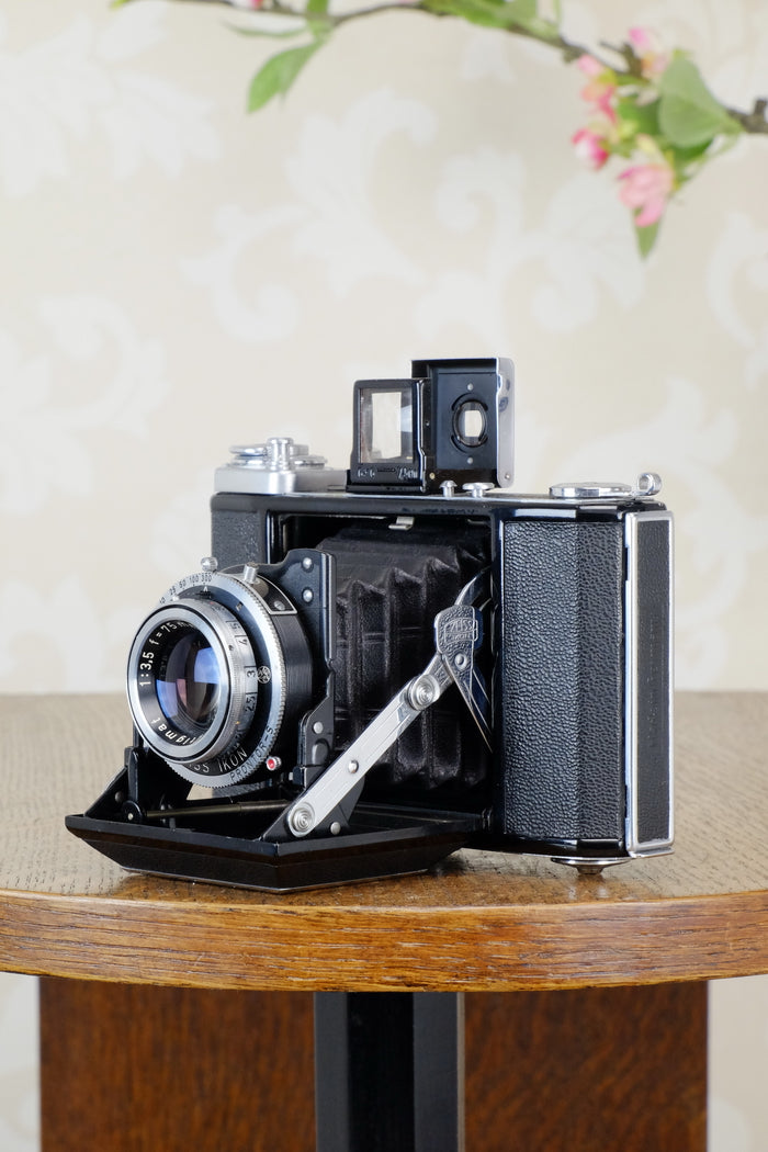 Near Mint! 1953 Zeiss Ikon Ikonta, CLA'd, Freshly Serviced! - Zeiss-Ikon- Petrakla Classic Cameras