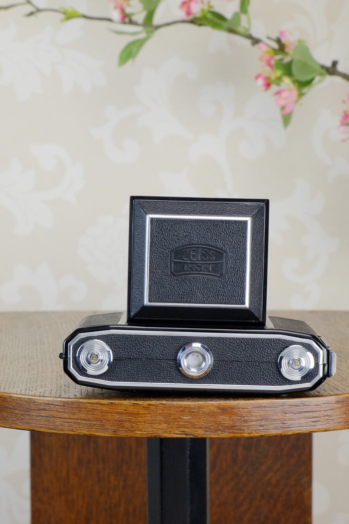 Near Mint! 1953 Zeiss Ikon Ikonta, CLA'd, Freshly Serviced! - Zeiss-Ikon- Petrakla Classic Cameras