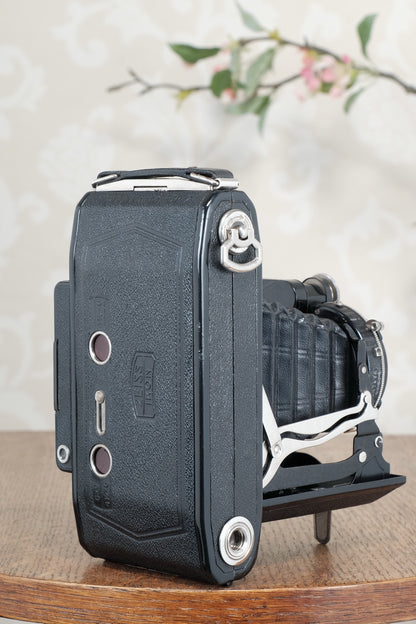 Superb! 1936 Zeiss Ikon Super Ikonta 6x9, Tessar lens & Case, CLA'd, Freshly Serviced!