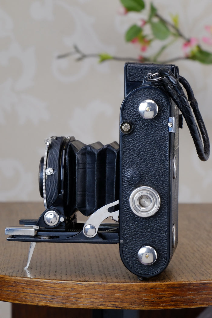 1934 Voigtlander Virtus 6x4.5 Folder, CLAd, FRESHLY SERVCED! - Voigtlander- Petrakla Classic Cameras