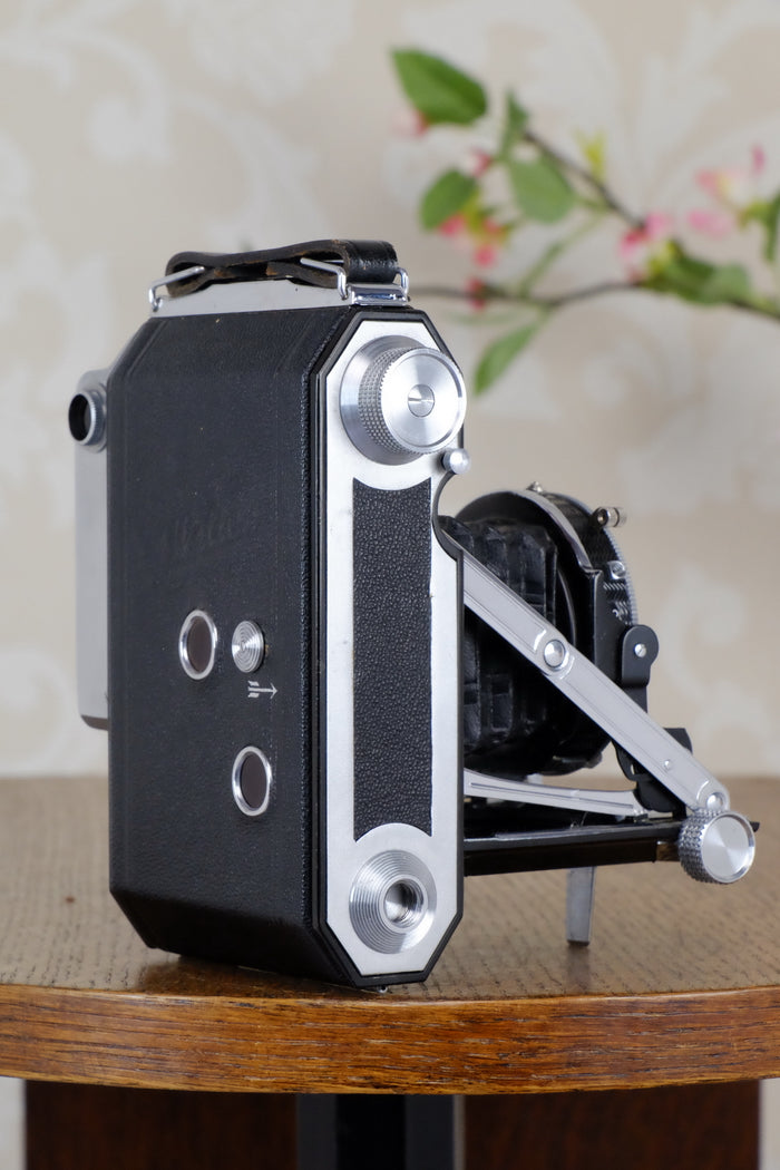 Near Mint! 1937 WELTA WELTUR, CLA’d 6x6 Medium format, Coupled Rangefinder Camera, CLAd, FRESHLY SERVICED! - Welta- Petrakla Classic Cameras