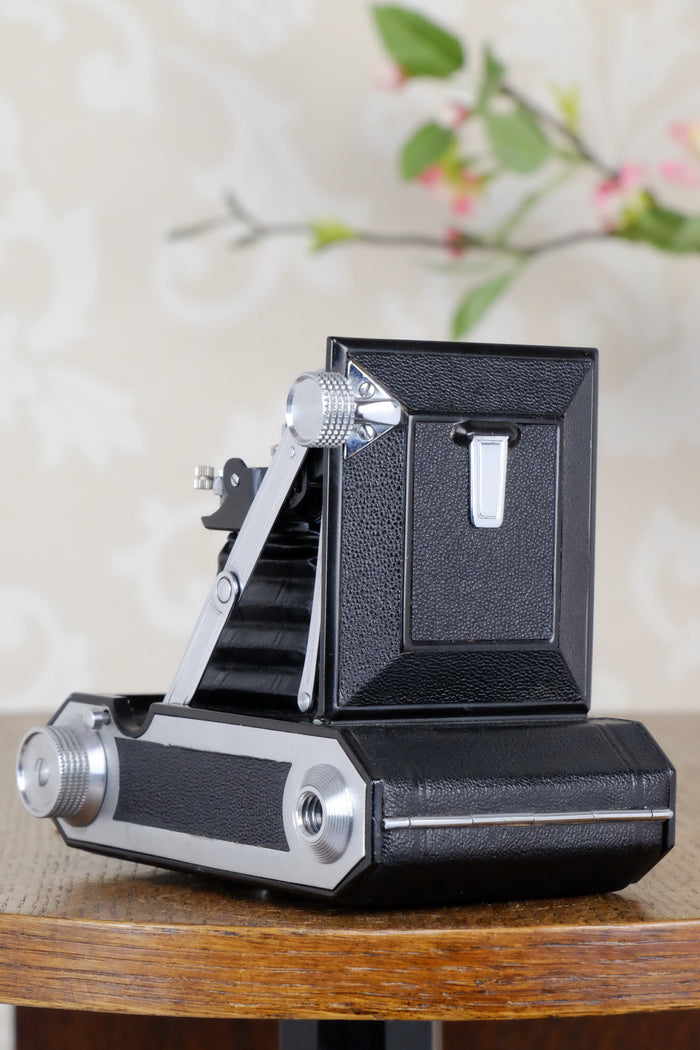 Near Mint! 1937 WELTA WELTUR, CLA’d 6x6 Medium format, Coupled Rangefinder Camera, CLAd, FRESHLY SERVICED! - Welta- Petrakla Classic Cameras