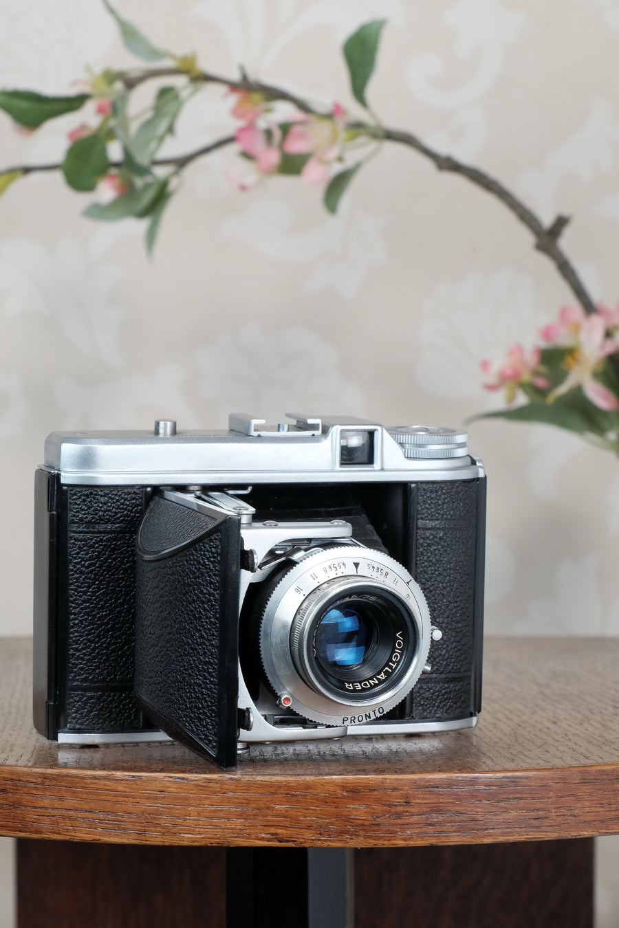 Near mint! 1951 6x6 Voigtlander Perkeo II, CLA’d, Freshly Serviced!