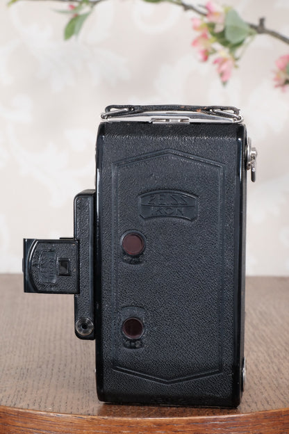 Superb! 1934 Zeiss Ikon Super Ikonta C, 6x9, CLA'd, FRESHLY SERVICED! - Zeiss-Ikon- Petrakla Classic Cameras