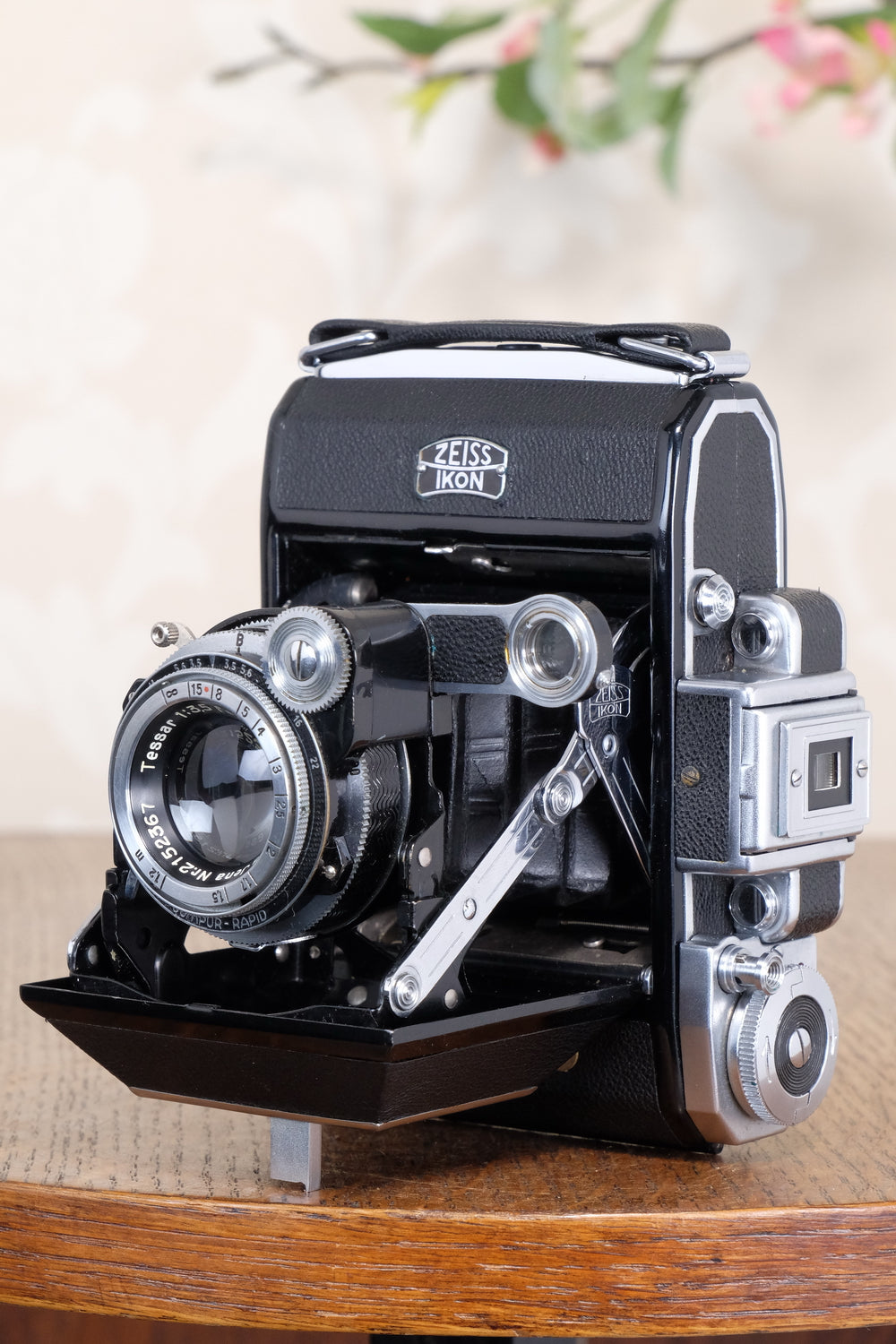 Mint! 1938 ZEISS-IKON SUPER IKONTA A, 6x4.5, Tessar lens, CLA'd, Freshly Serviced!