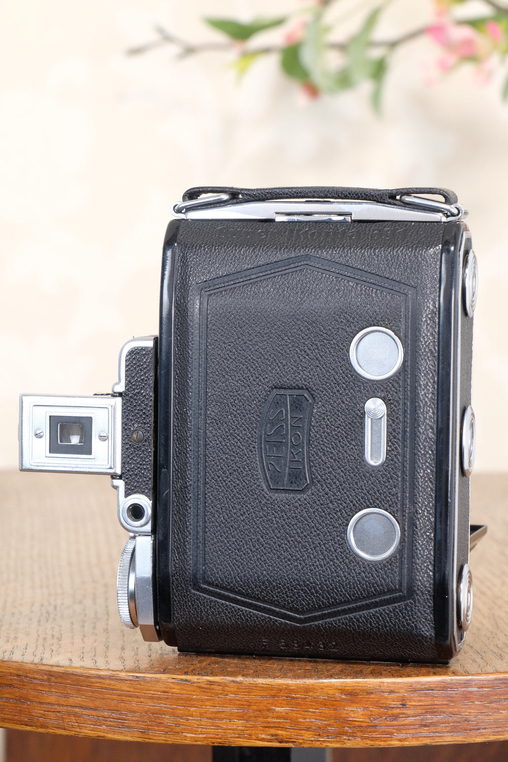 Mint! 1938 ZEISS-IKON SUPER IKONTA A, 6x4.5, Tessar lens, CLA'd, Freshly Serviced!
