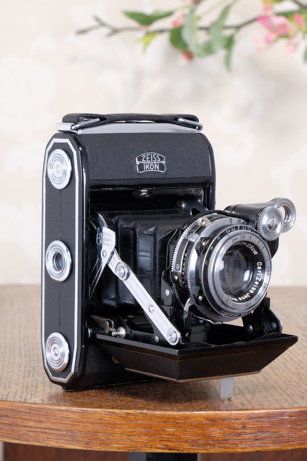 Mint! 1938 ZEISS-IKON SUPER IKONTA A, 6x4.5, Tessar lens, CLA'd, Freshly Serviced!