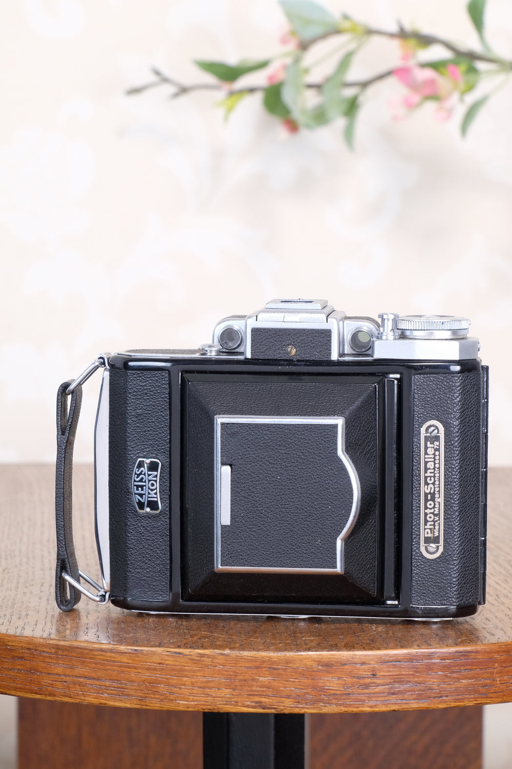 Mint! 1938 ZEISS-IKON SUPER IKONTA A, 6x4.5, Tessar lens, CLA'd, Freshly Serviced!