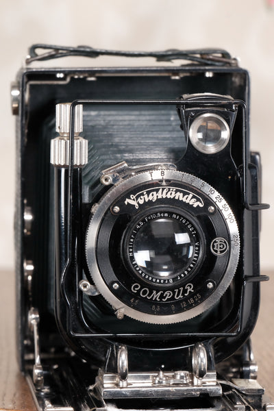 1934 Green Voigtlander Bergheil Camera with Heliar lens and roll film back! Freshly serviced, CLA'd! - Voigtlander- Petrakla Classic Cameras