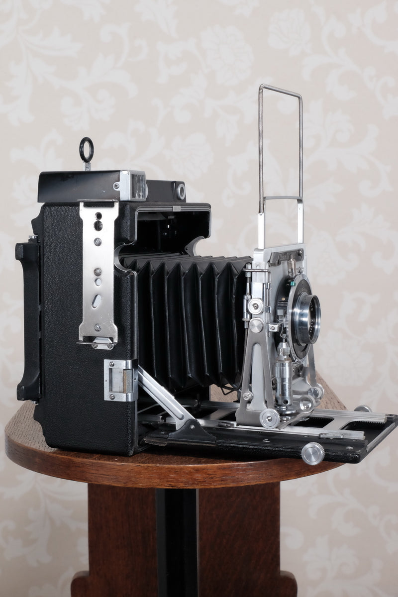 Near Mint! 1956 Graflex Crown Graphic, 4x5 coupled Rangefinder, CLA'd, FRESHLY SERVICED! - Graflex- Petrakla Classic Cameras
