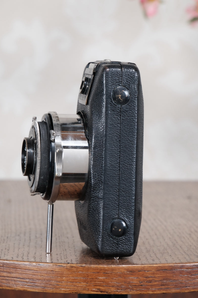 1930 Zeiss-Ikon Kolibri Camera, CLA'd,  Freshly Serviced! - Zeiss-Ikon- Petrakla Classic Cameras