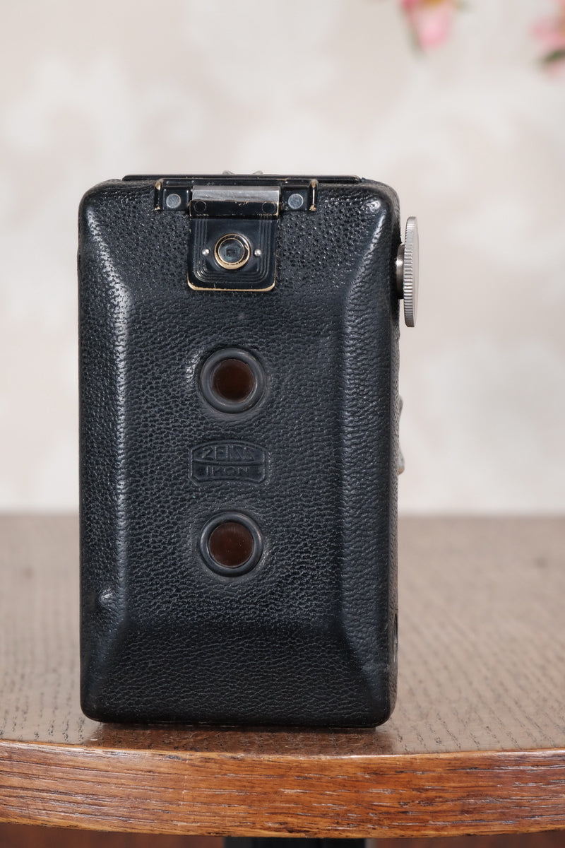 1930 Zeiss-Ikon Kolibri Camera, CLA'd,  Freshly Serviced! - Zeiss-Ikon- Petrakla Classic Cameras
