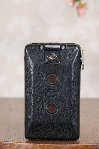1930 Zeiss-Ikon Kolibri Camera, CLA'd,  Freshly Serviced! - Zeiss-Ikon- Petrakla Classic Cameras