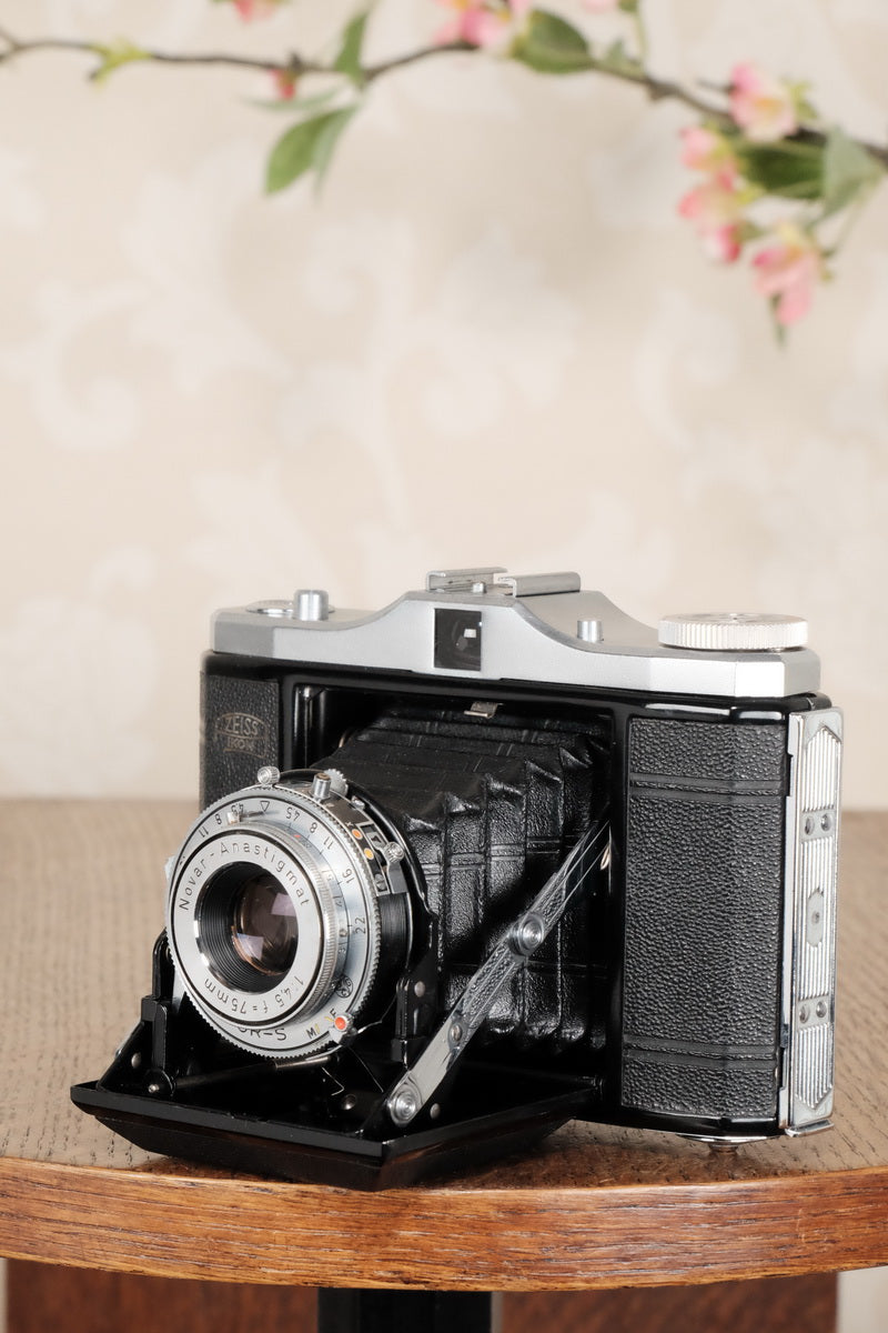 Superb, circa 1955 Zeiss-Ikon 6x6 Folding Camera, CLA'd, Freshly Serviced! - Zeiss-Ikon- Petrakla Classic Cameras