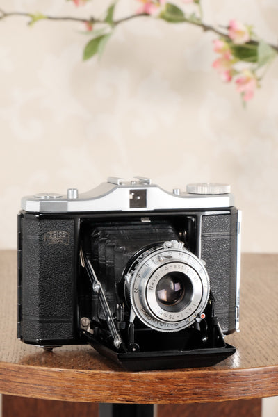 Superb, circa 1955 Zeiss-Ikon 6x6 Folding Camera, CLA'd, Freshly Serviced! - Zeiss-Ikon- Petrakla Classic Cameras