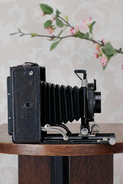1927 Voigtlander Bergheil Camera with HELIAR LENS! Freshly serviced CLA’d - Voigtlander- Petrakla Classic Cameras