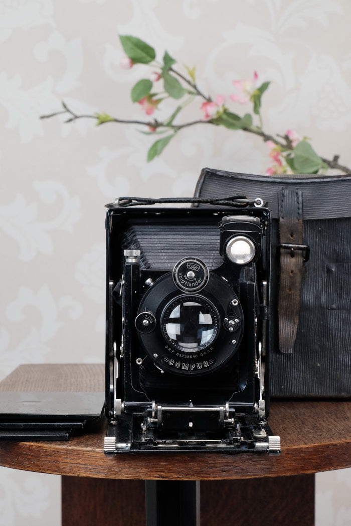 1925 Voigtlander 9x12 Bergheil Camera with HELIAR LENS! Freshly serviced CLA’d - Voigtlander- Petrakla Classic Cameras