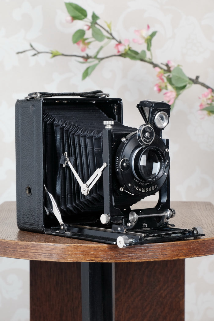 1925 Voigtlander 9x12 Bergheil Camera with HELIAR LENS! Freshly serviced CLA’d - Voigtlander- Petrakla Classic Cameras