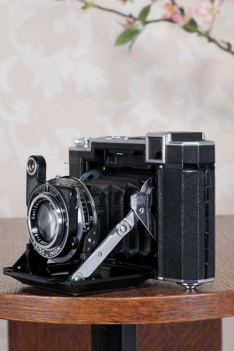 Superb! 1938 Zeiss Ikon Super Ikonta 6x6, Tessar lens, CLA'd, Freshly Serviced! - Zeiss-Ikon- Petrakla Classic Cameras