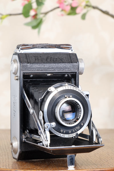 Near Mint! 1949 Welta Weltax 6x6 camera with “T” Coated Carl Zeiss Tessar lens, CLAd, Freshly Serviced!
