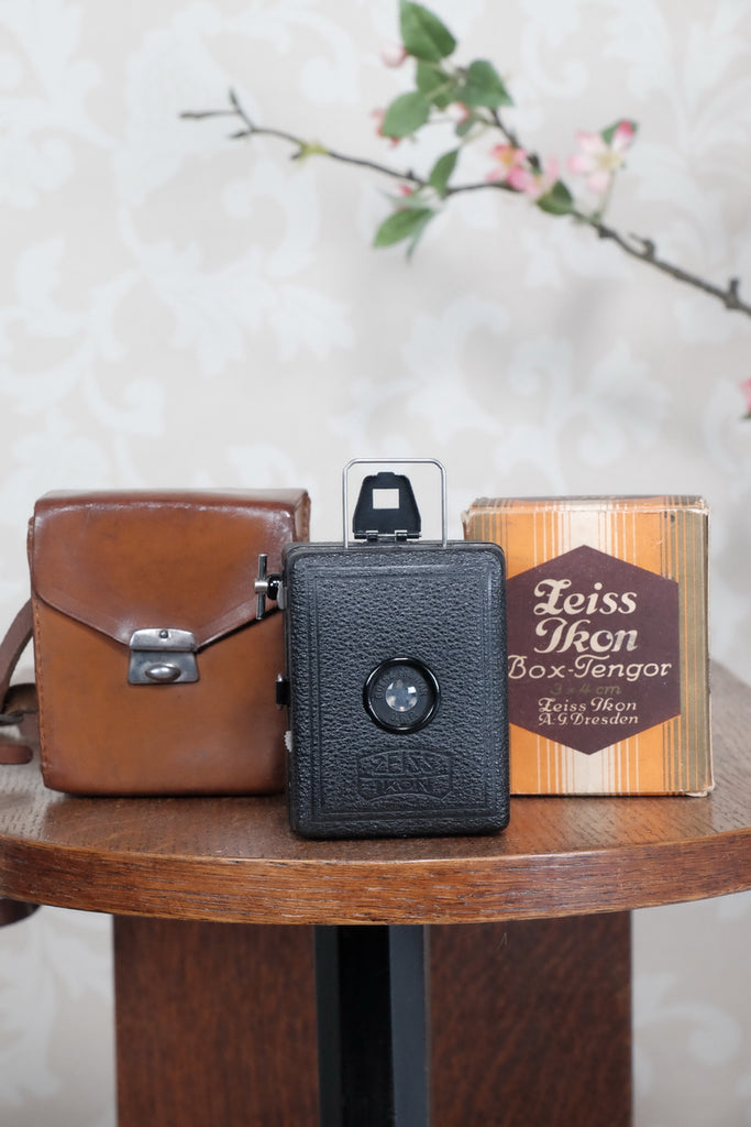 1930 Zeiss Ikon Baby Box Tengor with original box, Freshly Serviced, CLA'd! - Zeiss-Ikon- Petrakla Classic Cameras