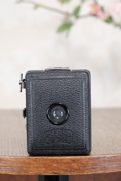 1930 Zeiss Ikon Baby Box Tengor with original box, Freshly Serviced, CLA'd! - Zeiss-Ikon- Petrakla Classic Cameras