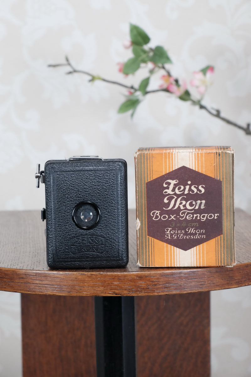 1930 Zeiss Ikon Baby Box Tengor with original box, Freshly Serviced, CLA'd! - Zeiss-Ikon- Petrakla Classic Cameras